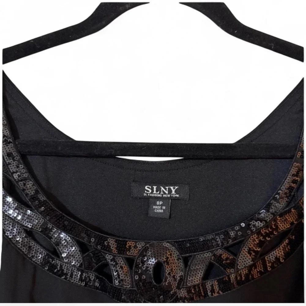 SLNY Black Tiered Chiffon Cocktail Dress Sequin Neckline 8P Petite - Picture 3 of 9